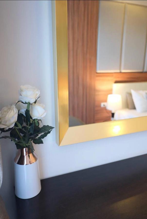 The Astra,City Center,Best View,Big Room,5Mins,Night Market Chiang Mai Esterno foto