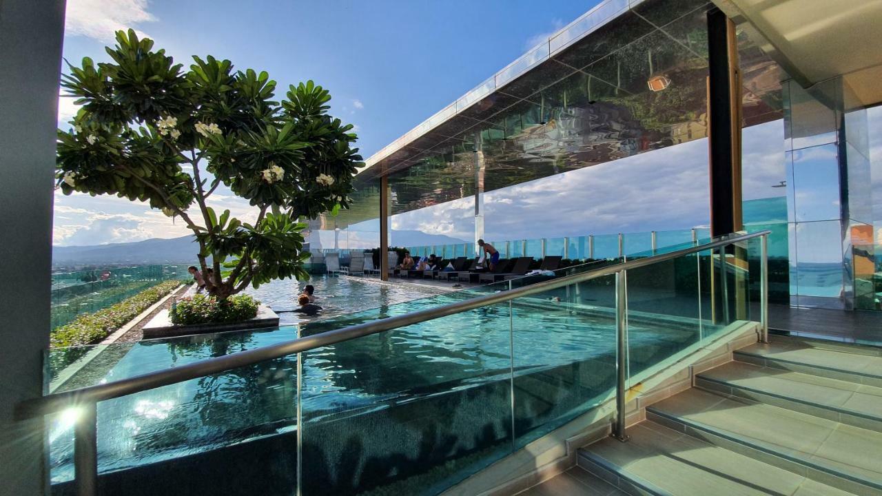 The Astra,City Center,Best View,Big Room,5Mins,Night Market Chiang Mai Esterno foto